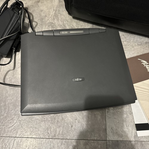 Fujitsu Milan Laptop FPC91-0010-00 - W/ Manual No Hdd Works - Picture 7 of 15