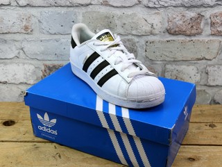 size 3 adidas superstar