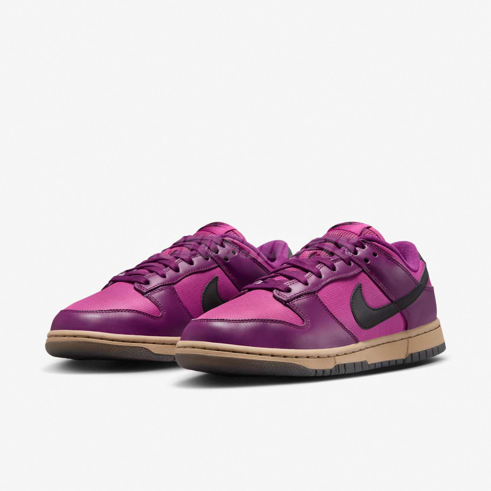 Кроссовки Nike Wmns Dunk Low Viotech Women Casual Lifestyle Shoes FZ2552-500