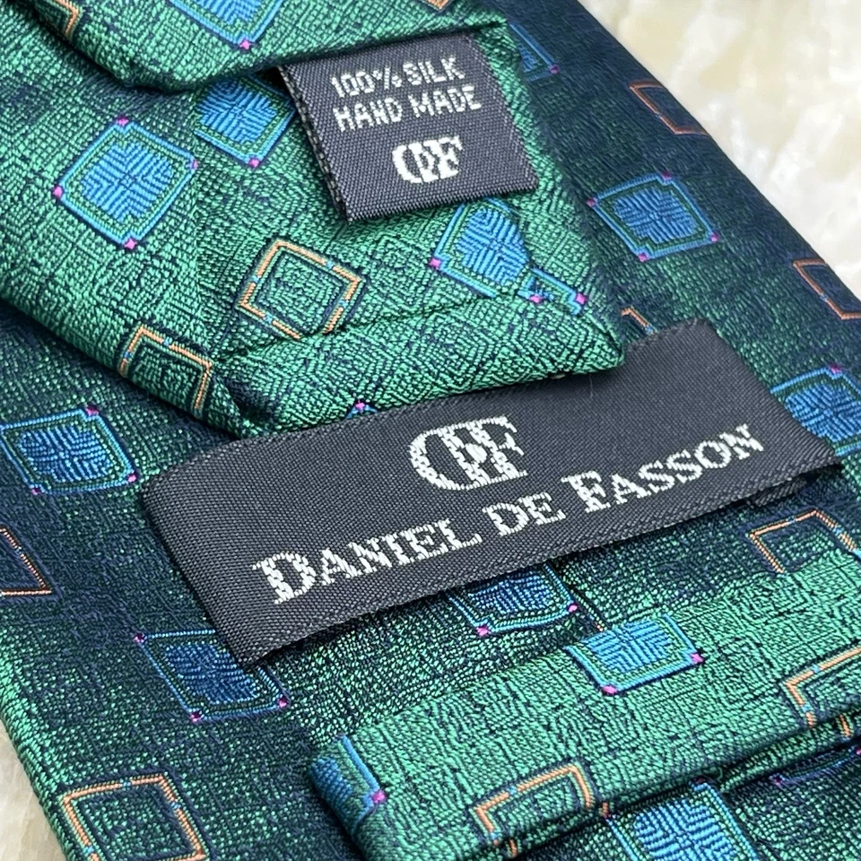 Daniel De Fasson DF Verde Geométrico Medallón Cuello Corbata Seda Hecha a Mano Foto 4 de 4