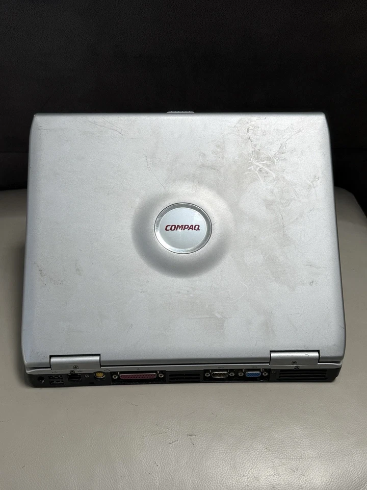 Retro Vintage HP Compaq AMD Athlon CRVSA-02T1-75 Laptop Win XP USED - Image 4 of 4