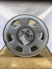 Used Wheel fits: 2016 Chevrolet Colorado 16x7 steel Grade A