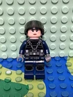 lego minifigures Jurassic World ACU Tracker Female Jw042