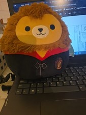 NWT Harry Potter Gryffindor Lion in Coat Squishmallows 10" Plush 2025