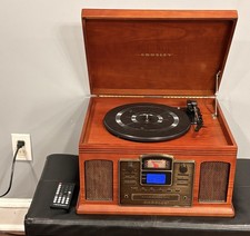 Crosley CR245 Turntable Vinyl Record Player Radio CD Player With Remote READ