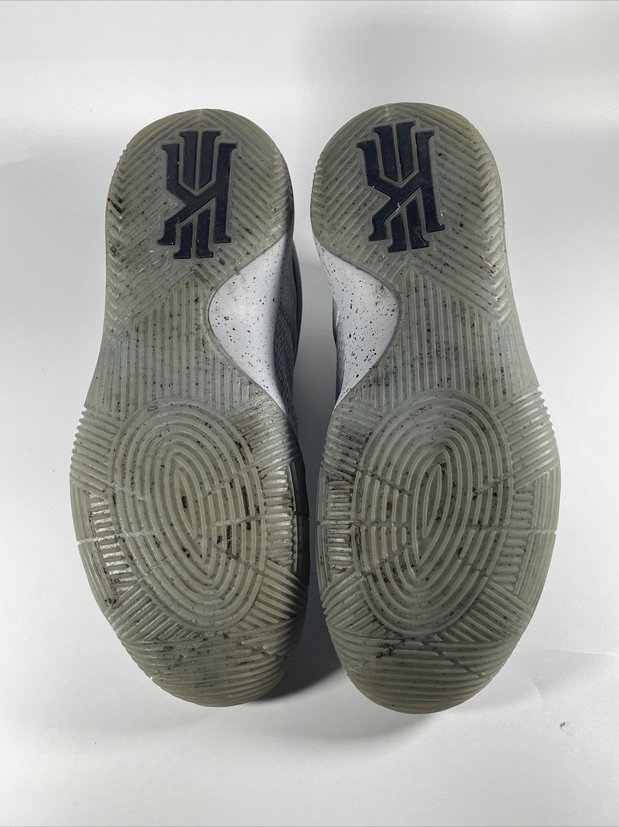 Kyrie2　バスケシューズ US9.5 /27cm Nike Kyrie 2 Australia for Sale | Authenticity Guaranteed | eBay