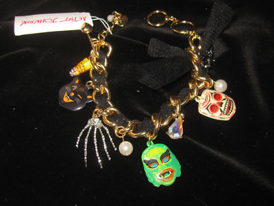 BETSEY JOHNSON VINTAGE BLACK CAT HANDS CANDY CORN CHARM BRACELET