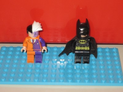 harvey dent lego