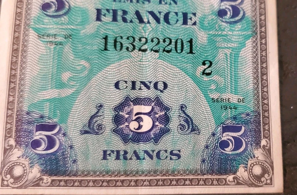 WW2 Military Payment Certificates Series DE 1944 France 5 Francs AU Crisp Paper - Image 2 of 3