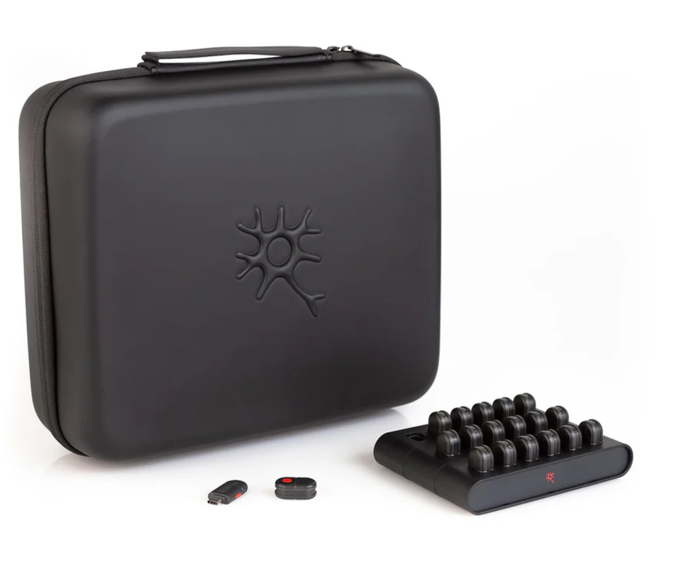 Perception Neuron 3 Body Kit + Gloves & Sensor Kit - Full Perception Neuron 3 Body Kit + Gloves & Sensor Kit - Full