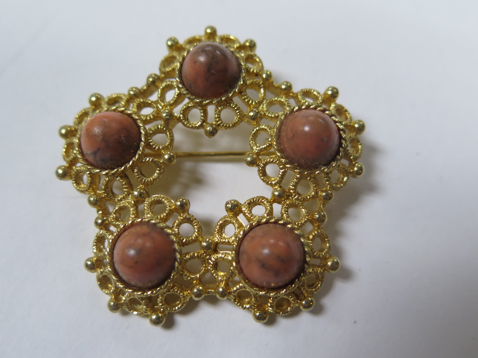 VINTAGE Signed Sarah Coventry Gold Tone Pin Brooch, Estate Jewelry