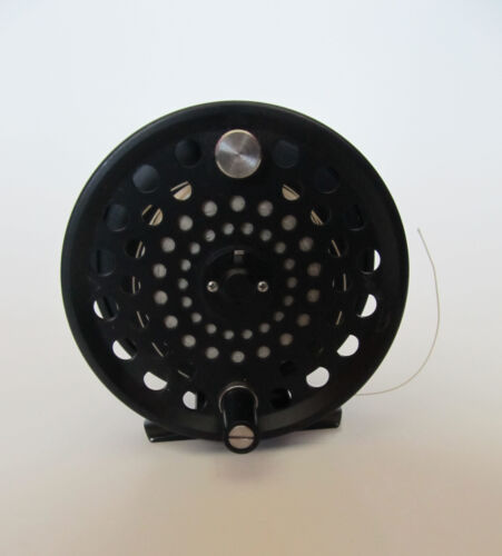 Pre Waterworks Lamson LP-3 Fly Fishing Reel with 2 Spare Spools - Very Nice Reel - Picture 4 of 16