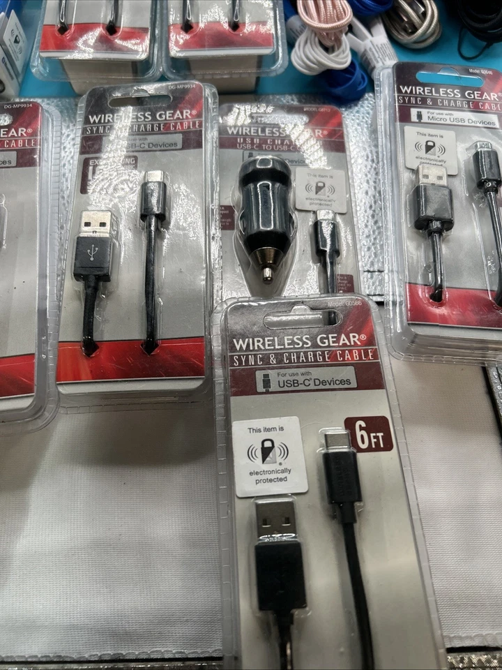 Equipo Inalámbrico 10 pies y 6 pies sincronización y cables de carga para USB-C Micro USB ¡Enorme Lote!! Foto 3 de 4