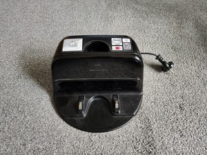 Ladestation LG Hombot Staubsaugroboter VR621