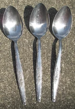 Lot of 3 T&N Stylecraft Single Rose SYF2 Pattern Dinner Tablespoons