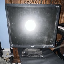 Acer V173 17" LCD Monitor Black 5:4 Aspect Ratio Wall Mountable 17 Inch Display