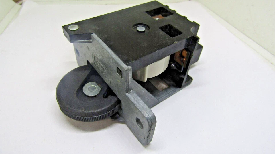 DS-345 FORD TAURUS INTERRUPTOR PANEL ATENUADOR OEM FORD NUEVO Foto 2 de 4