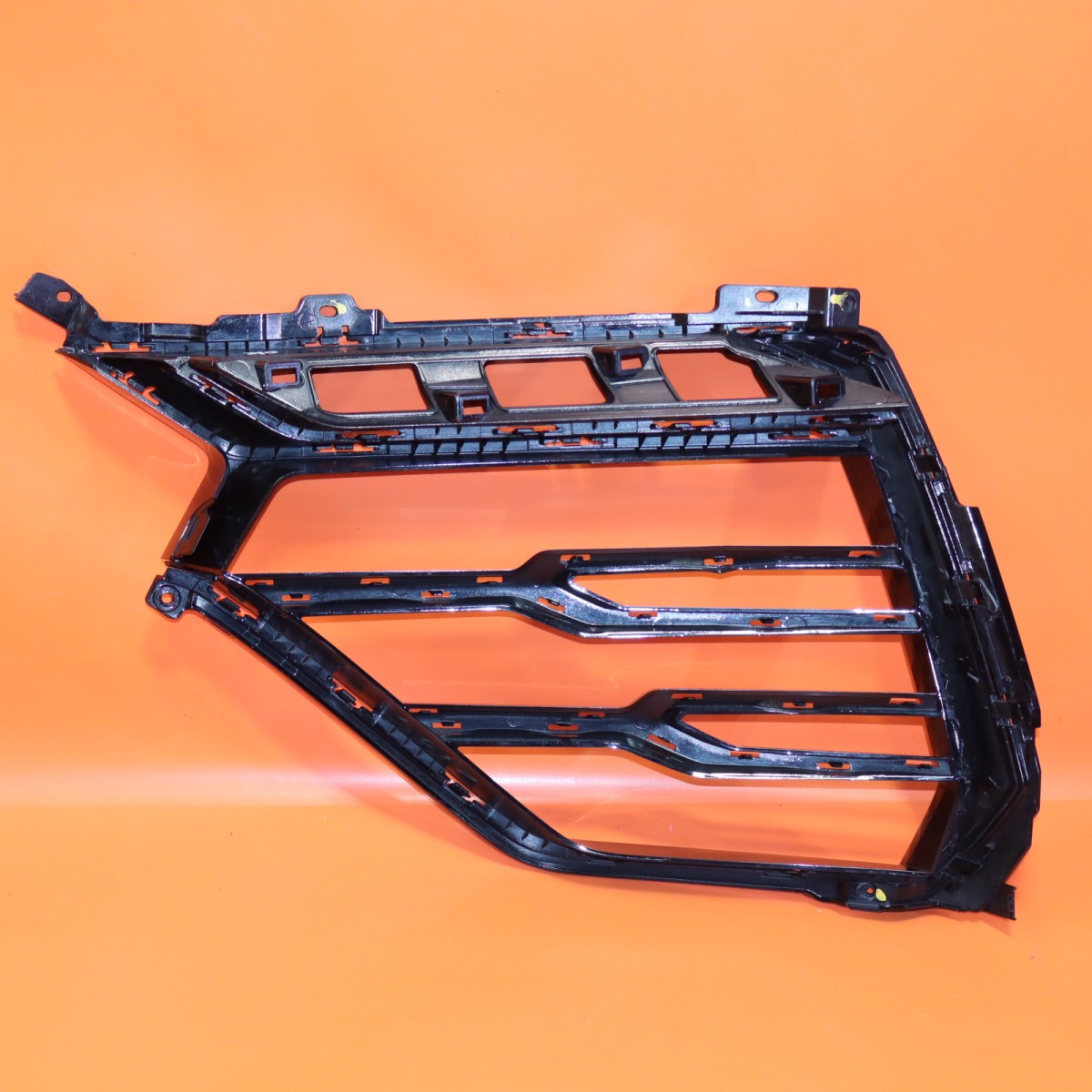 LAMBORGHINI URUS GRILLE RIGHT 2019 2020 2021 2022 2023 2024 OEM DAMAGED
