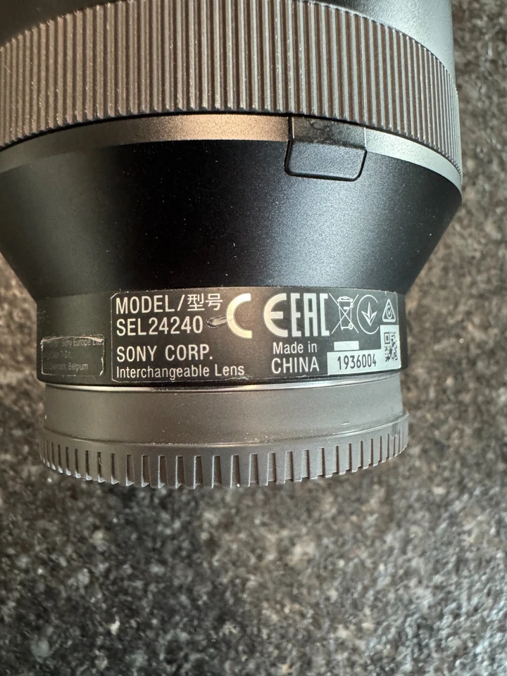 Sony FE 24-240mm 3.5-6.3 OSS (SEL24240) Topzustand, für E-Mount Vollformatsensor - Bild 2 von 4