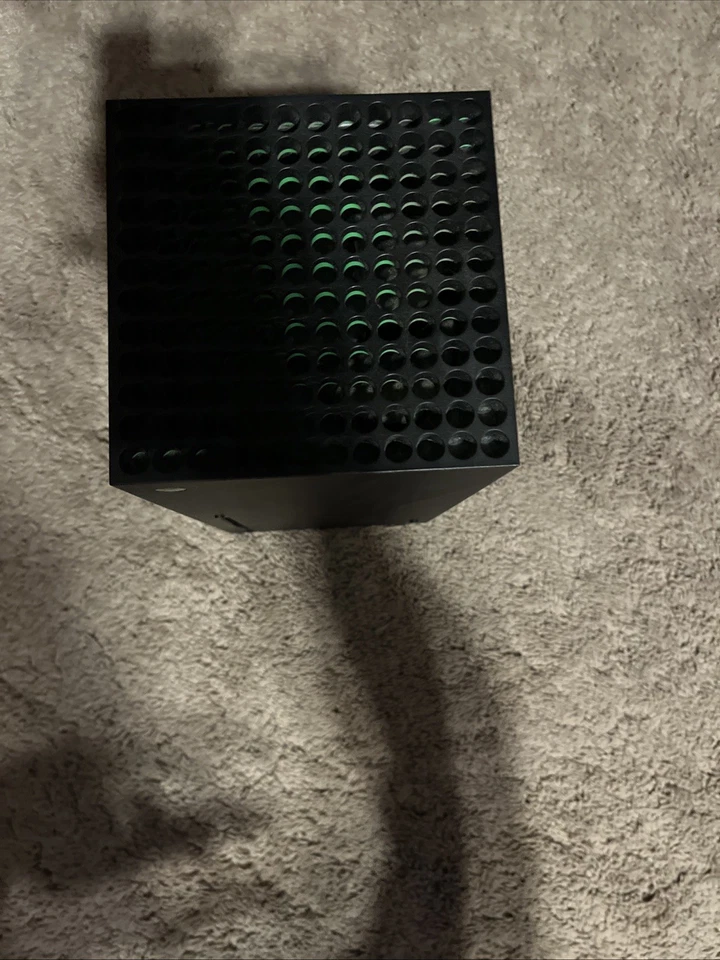 Paquete Xbox Series X (injusticia ya en unidad de disco)  Foto 3 de 4