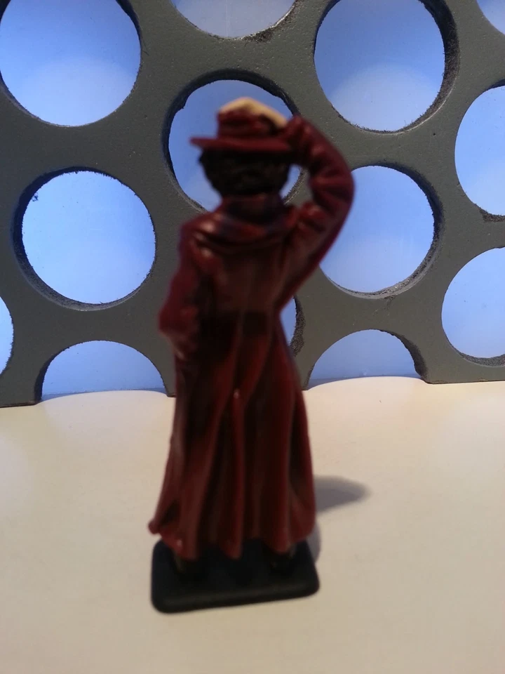 4th Doctor Who Fourth Dr Burgundy Clothes Corgi Diecast Classic Figure Tom Baker - Image 4 of 4