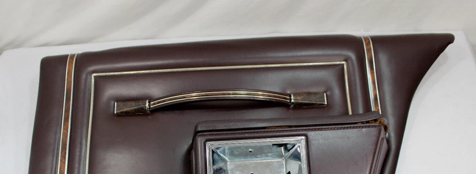 Oldsmobile Custom Cruiser 1987 panel de puerta/reposabrazos interior vagón pasajero trasero Foto 4 de 4