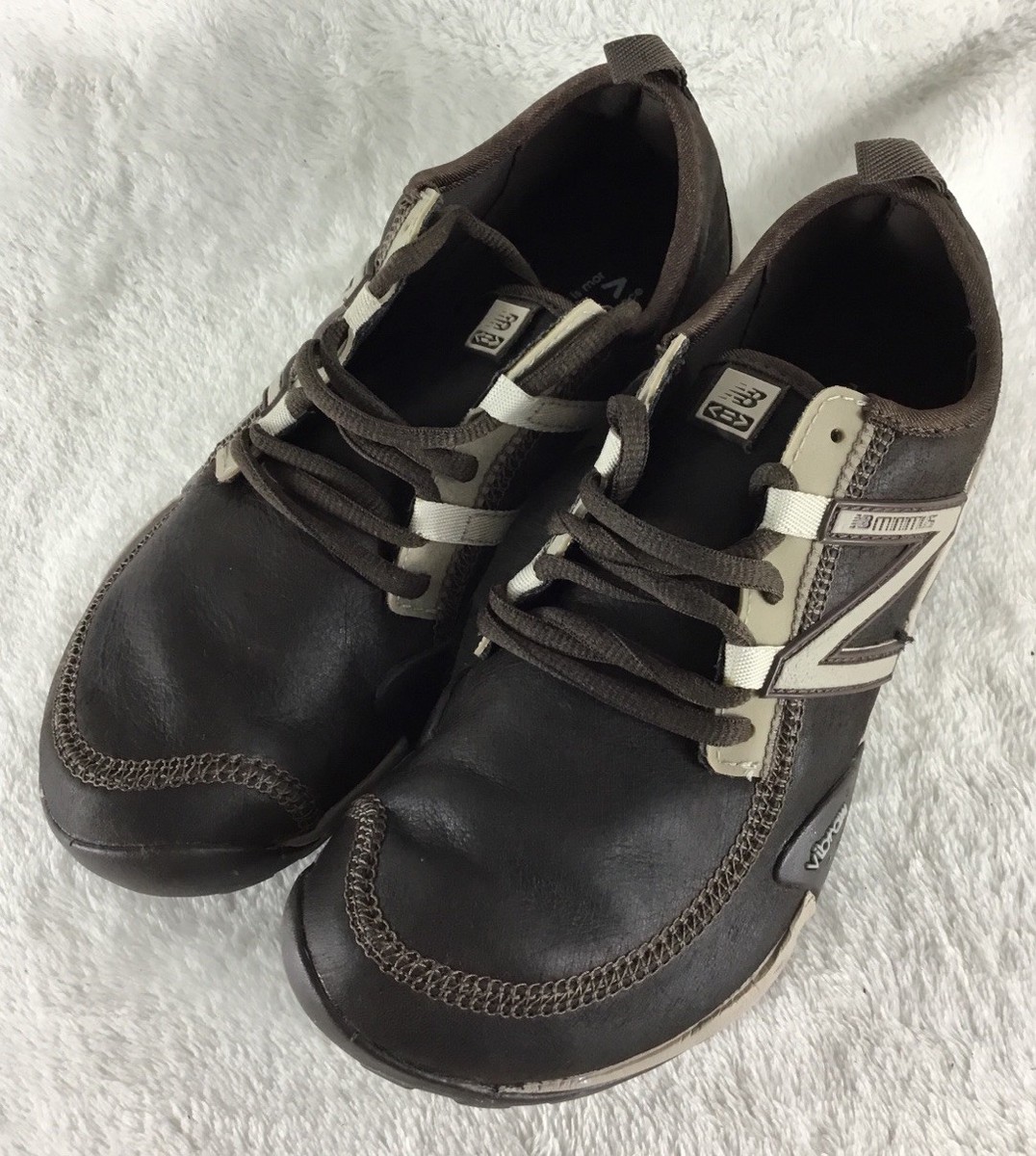 Leather New Balance Minimus Womens New Balance Sneakers Womens B
