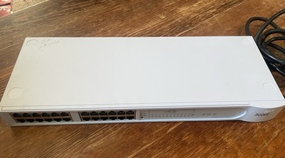 3Com Superstack 3 Baseline Hub 24 Port Stackable Hub