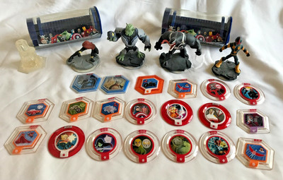 Disney Infinity Character Figure Marvel Lot Storage Disc Cases and 20 Discs