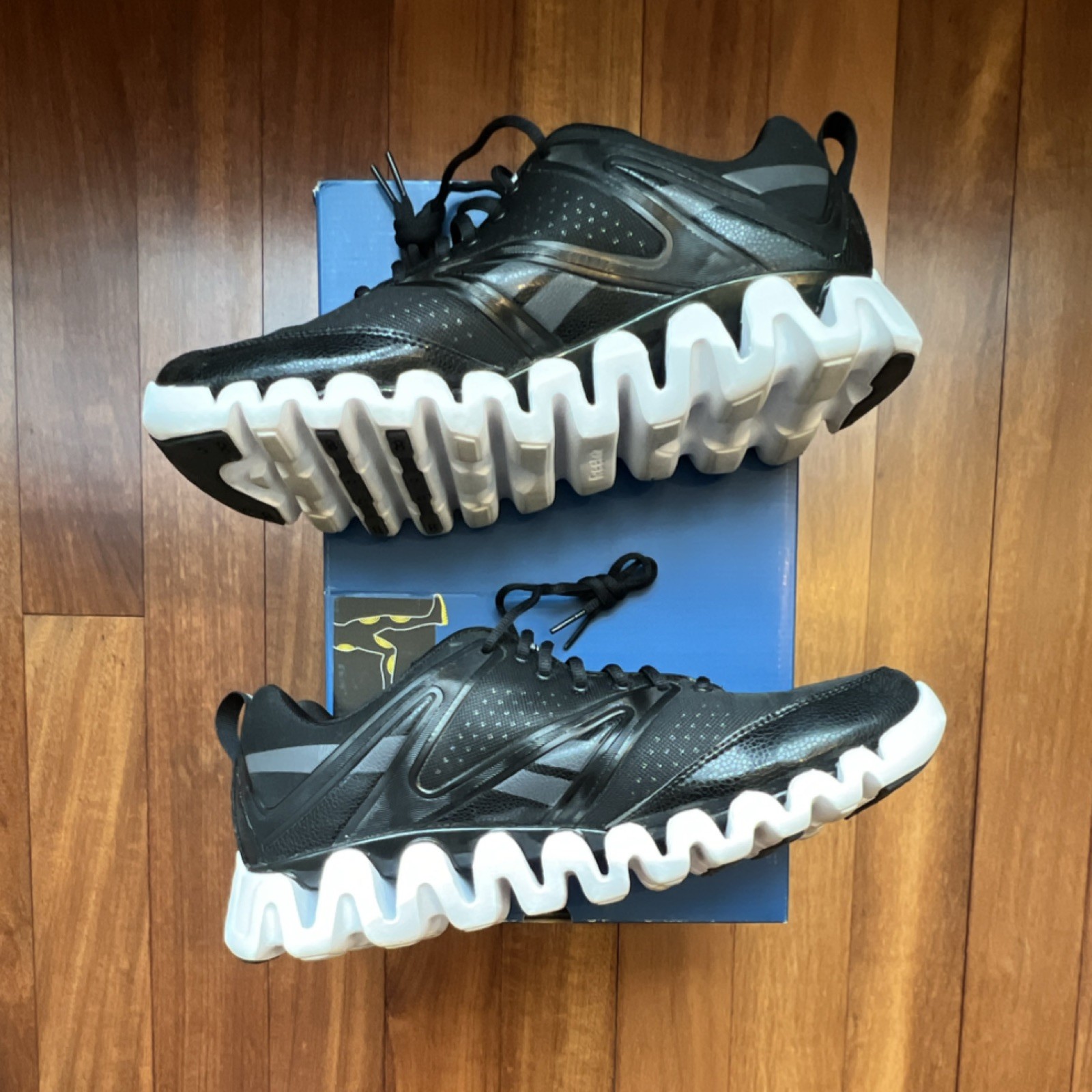 Reebok ZigTech ZigReturn Black/White Men’s Sneake… - image 2