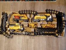 CATERPILLAR Motorized Construction Express Train Set W/ Tracks  Box, Vintage    