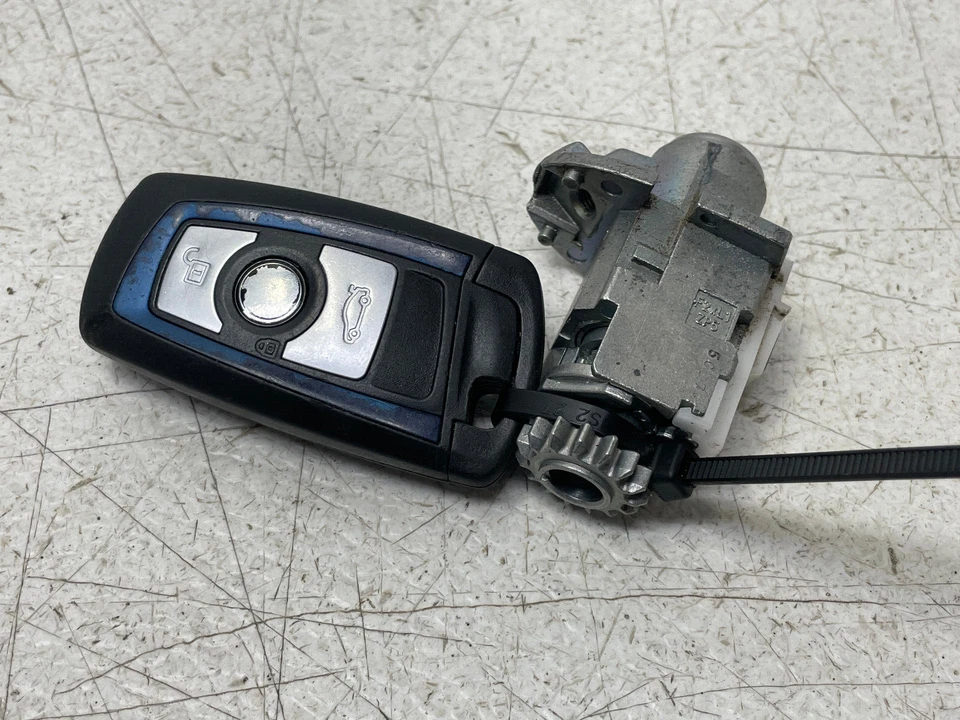 14 15 16 17 BMW F22 M235i Juego de cilindros de bloqueo de llavero 1411 OEM Foto 2 de 4