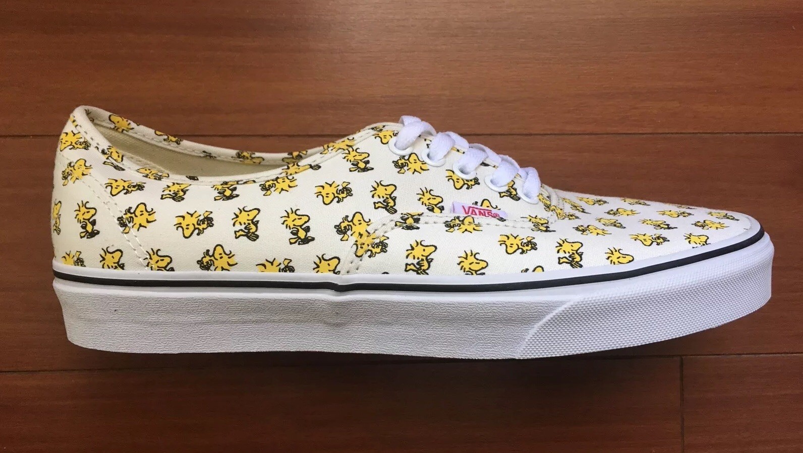 vans authentic peanuts