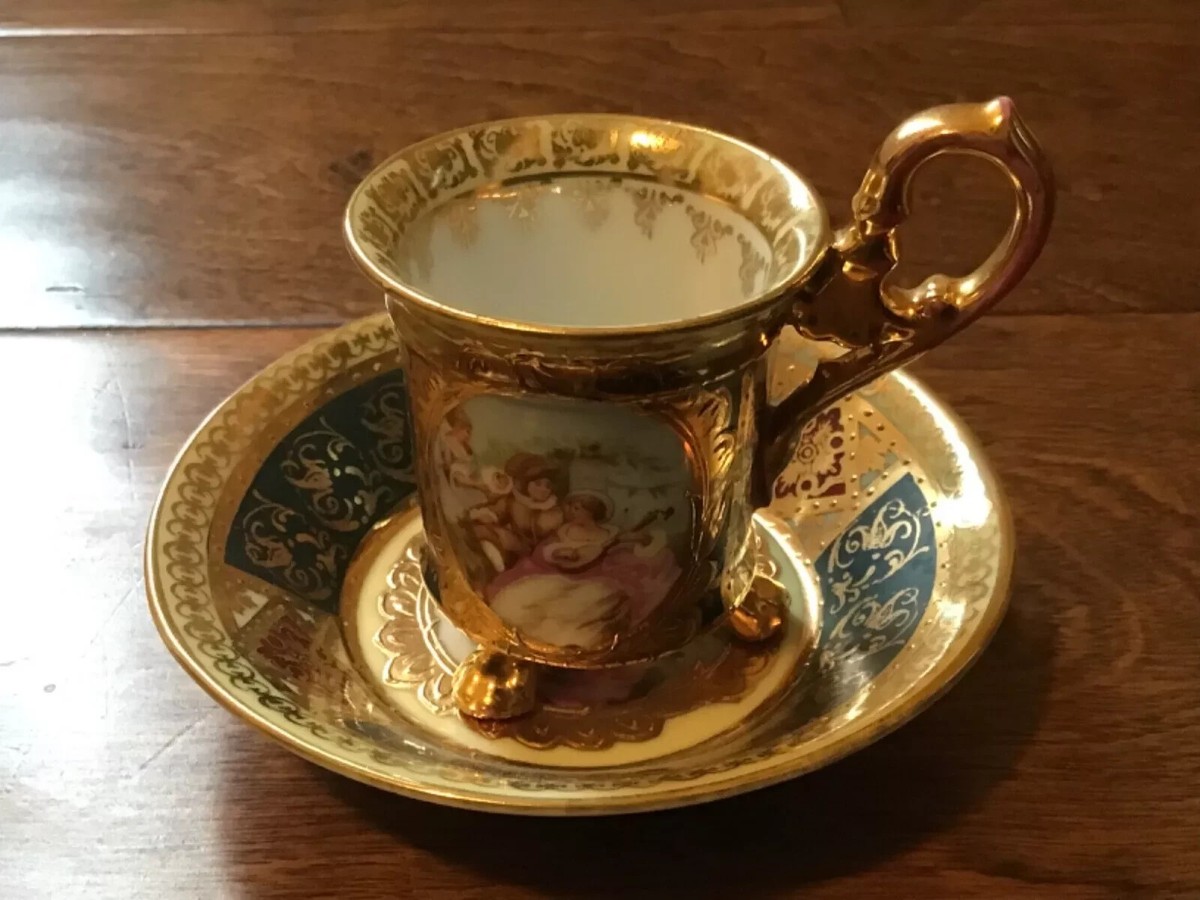  Vienna アンティーク　陶器　オーストリア ANTIQUE ROYAL VIENNA AUSTRIA PORCELAIN FOOTED CUP AND SAUCER