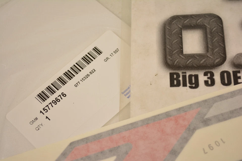 Chevrolet Silverado GMC Sierra Z71 1999-2007 calcomanía con logotipo lateral de la plataforma OEM nueva Foto 2 de 2