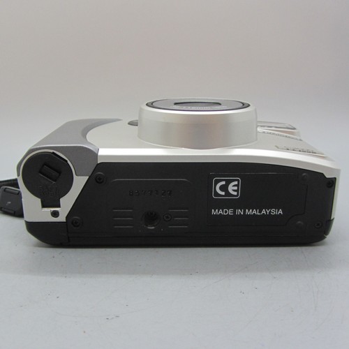Polaroid C3000 35mm Film Point and Shoot Camera Silver Tested - Picture 7 of 10