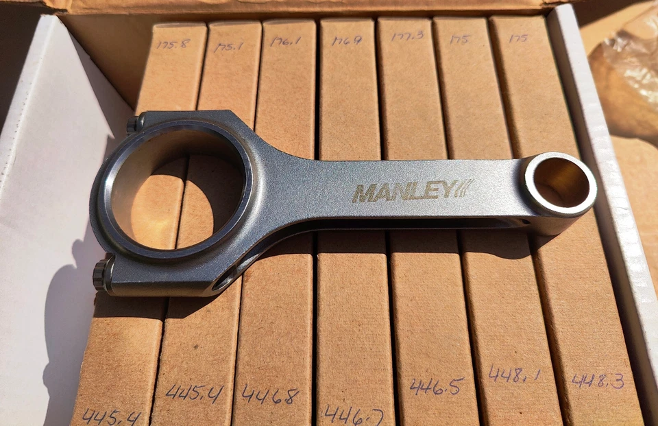 Manley Connecting Rods Con Rods 14057R-8 Chevy Small Journal 0.866" Wrist Pin - Image 4 of 4