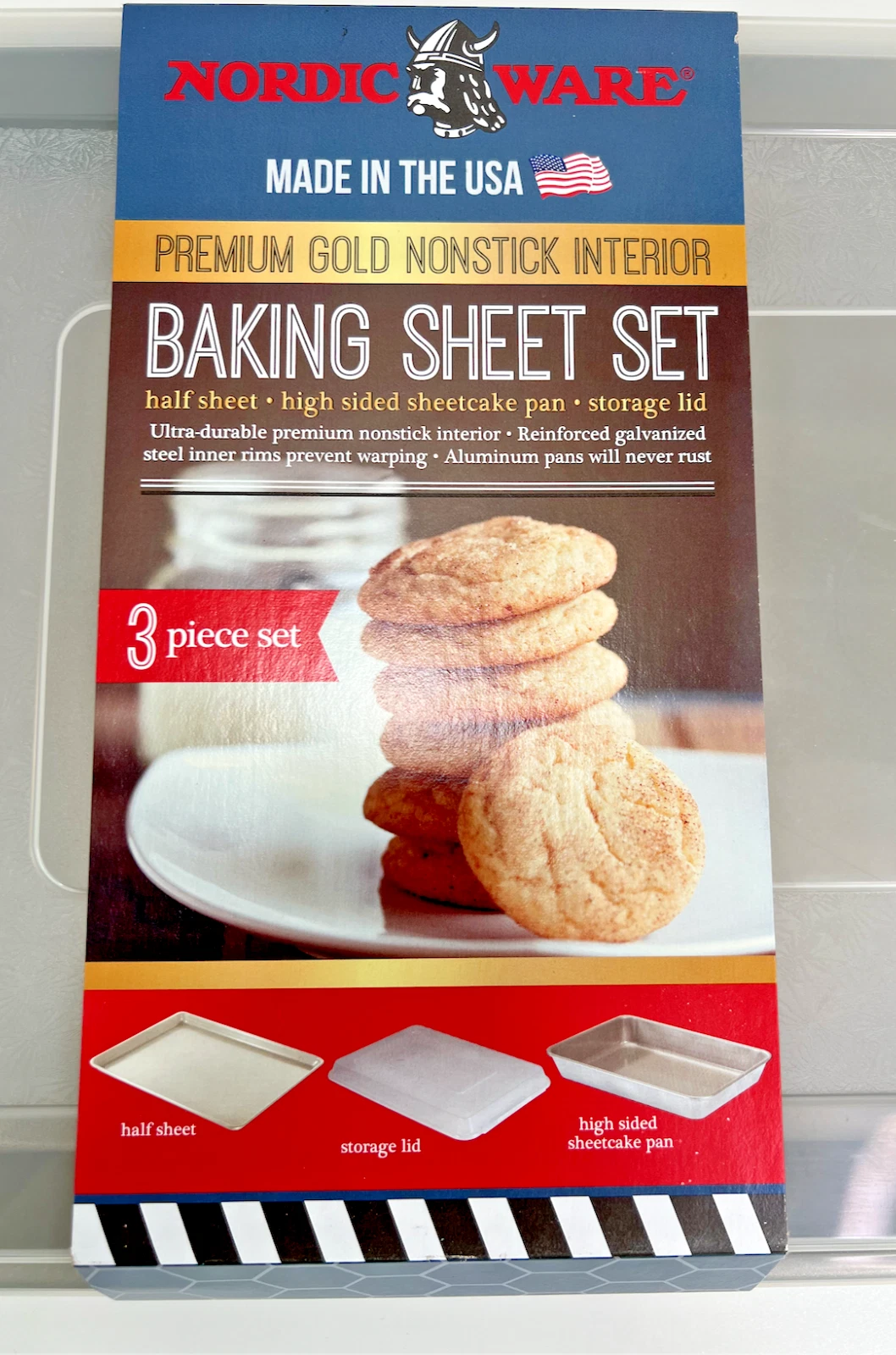 Nordic Ware Nonstick Baking Sheet & Cake Pan Set with Lid, Rustproof Aluminum