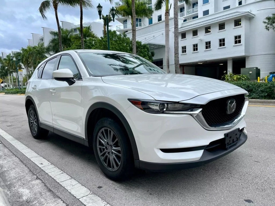 Mazda CX-5 Touring 2021 AWD Foto 2 de 4