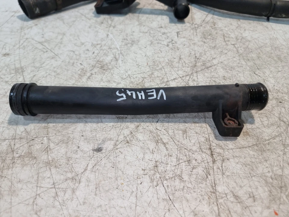 Jaguar X-Type Thermostat Housing & Pipes Hose 2001 PreFacelift OEM 1X43-8A587-AA - Image 4 of 4