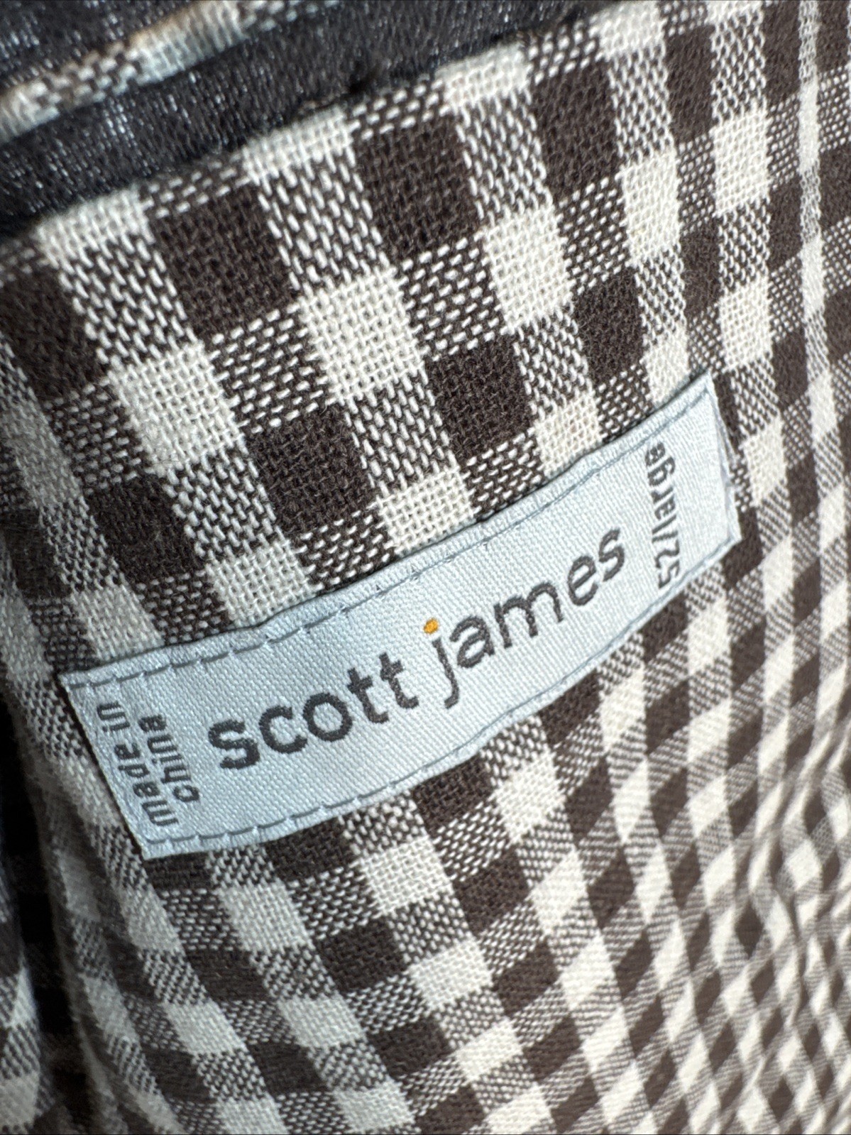 Foto 9 di 16