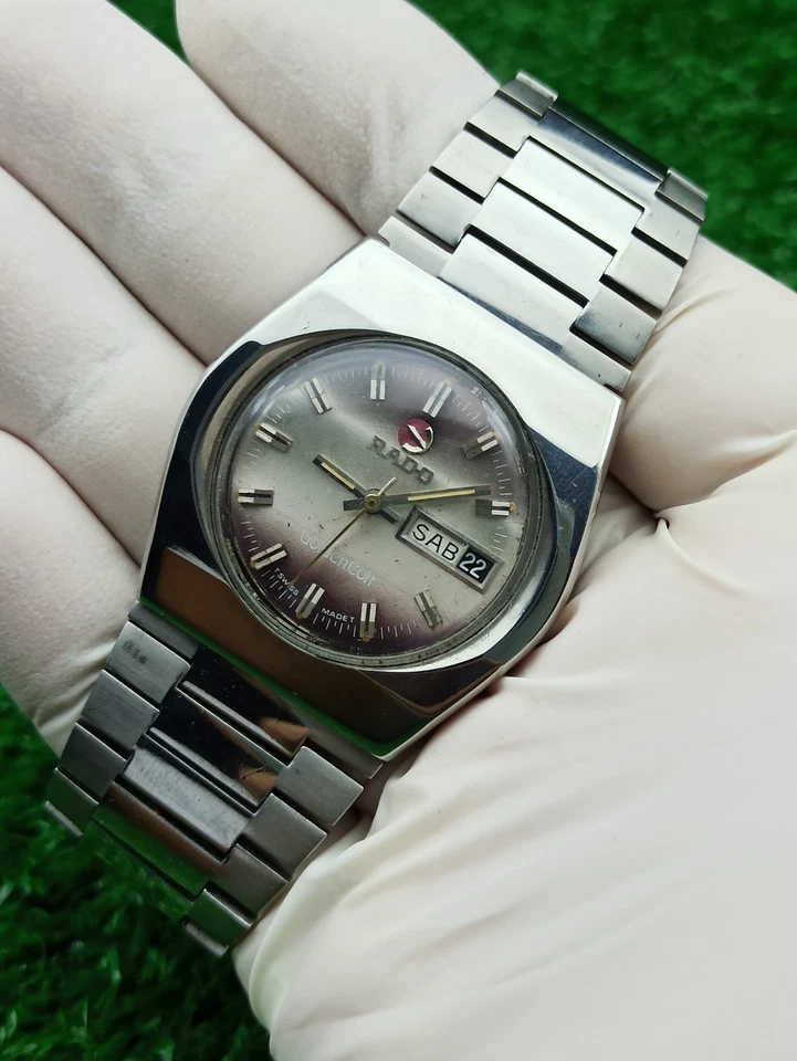 RELOJ RADO GOLDEN COLT GENUINO AUTOMÁTICO AÑOS 70 SUIZO RARO ESFERA PÚRPURA SUIZO Foto 2 de 4