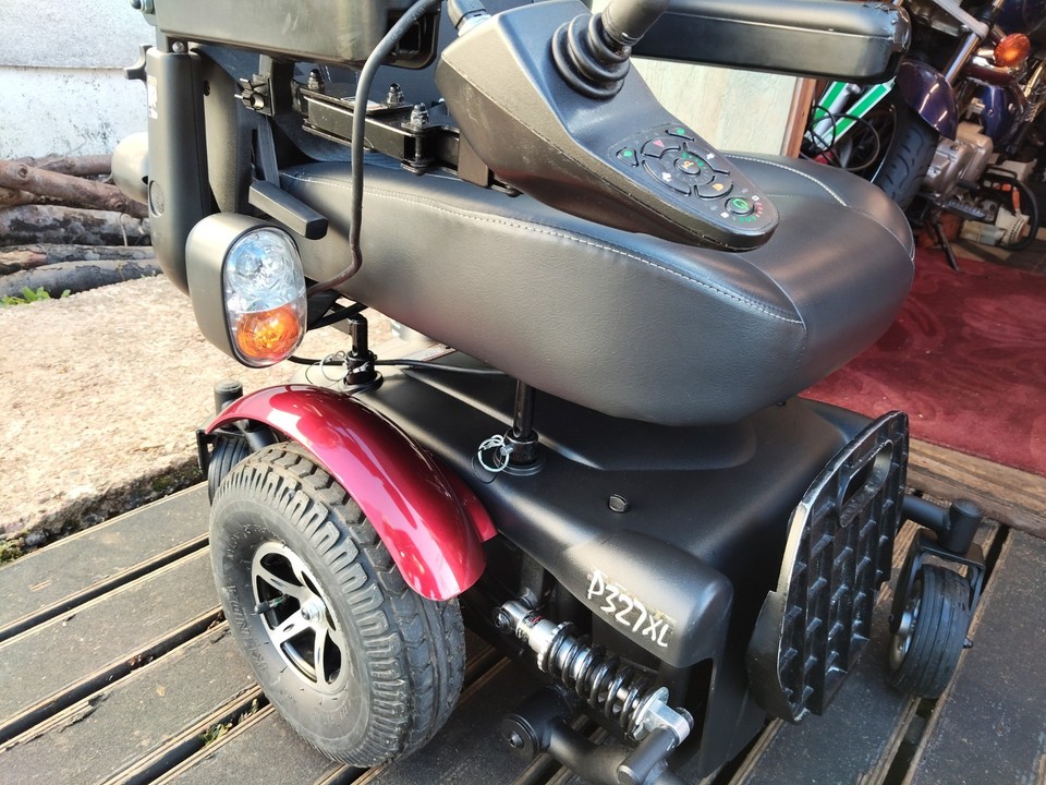 Rascal P327 XL Electric Powerchair. 20 Mile Range Good Condition | eBay UK