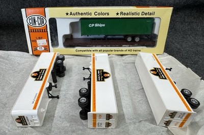 Con-Cor Flat Car CP SHIPS + Golden Pig Service Tractor Trailers HO Piggyback