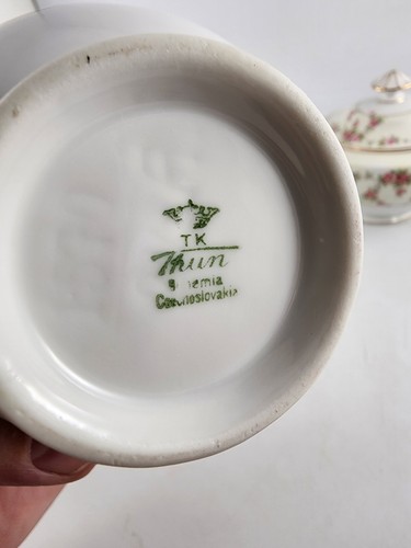 TK Thun Bohemia Czechoslovakia Pattern Rambler Floral Creamer Sugar Bowl w Lid - Picture 5 of 16