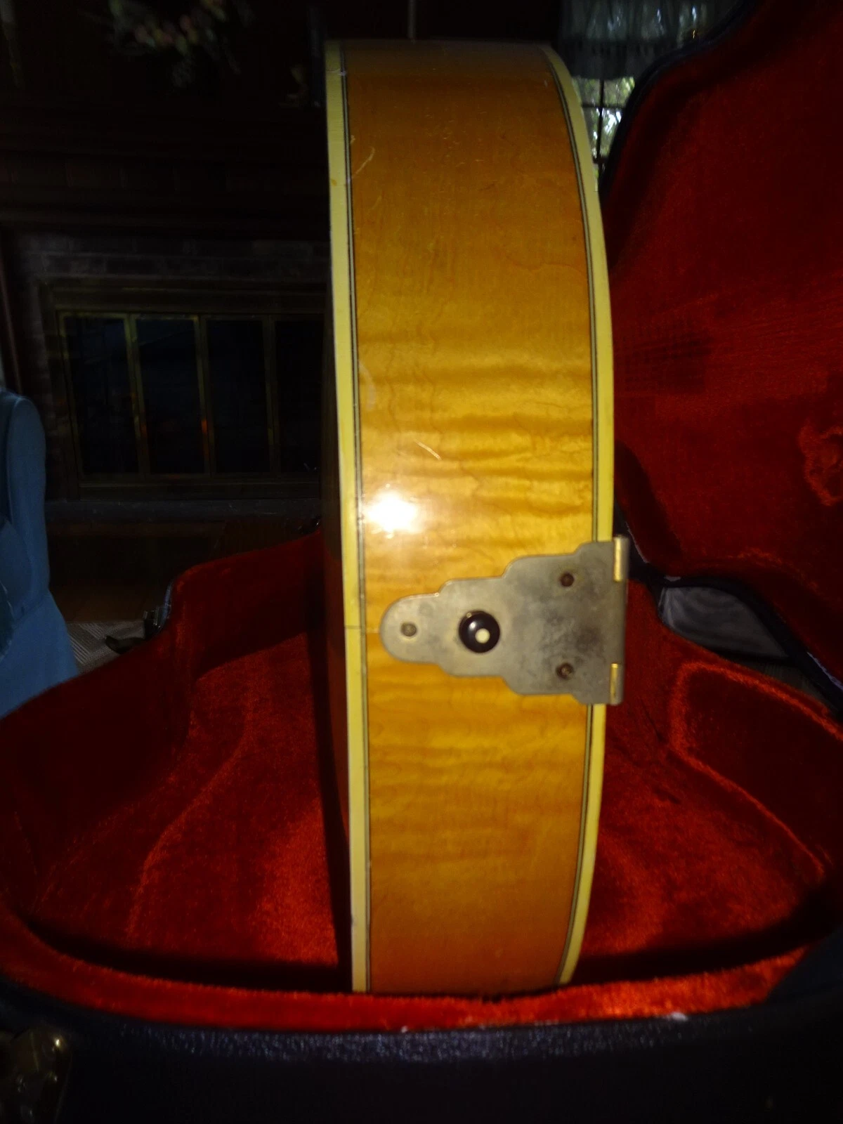 Picture 4 of 12