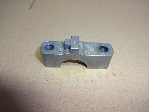 BMW N20B20A Nockenwellenbrücke Zylinderkopf Brücke Nockenwelle Pos. 4 Auslass