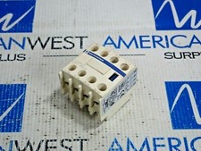 TELEMECANIQUE LADN40 CONTACT BLOCK LOT OF 2