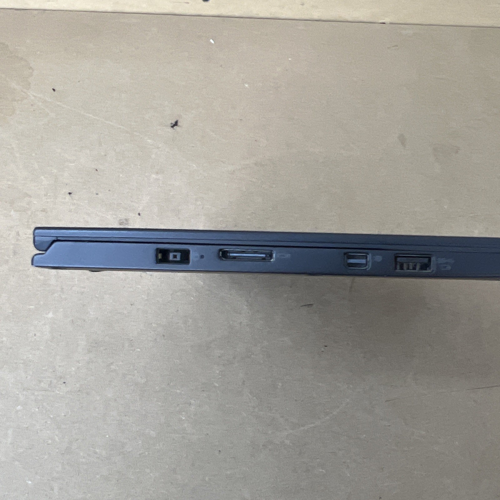 Lenovo ThinkPad X1, 14-Inch Laptop, with Intel Core i5-6300U, Windows 11 Home