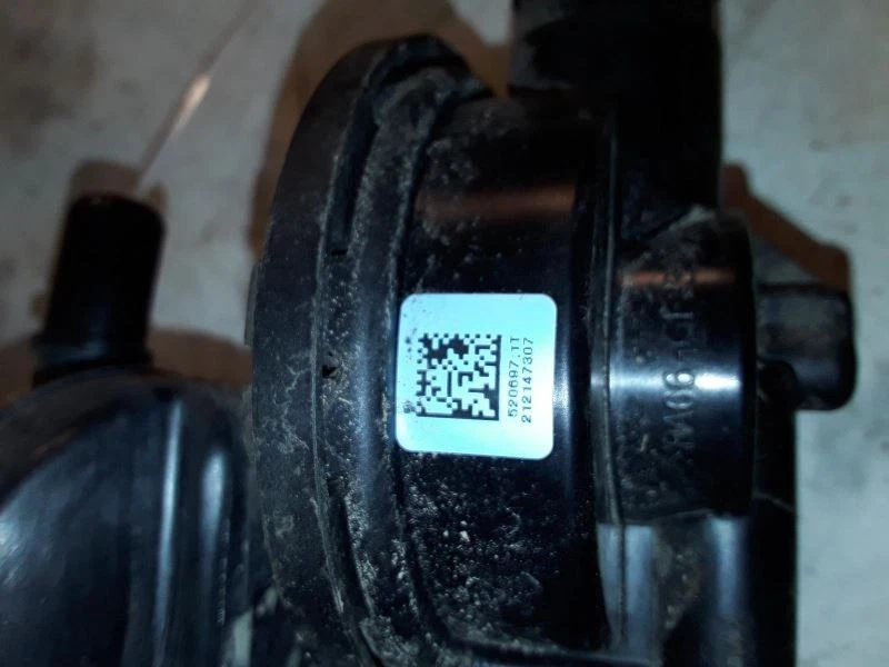 2013-2016 BMW 320i 328i F30 N20 N26 FUEL VAPOR CANISTER 2.0L 10185 - Image 4 of 4